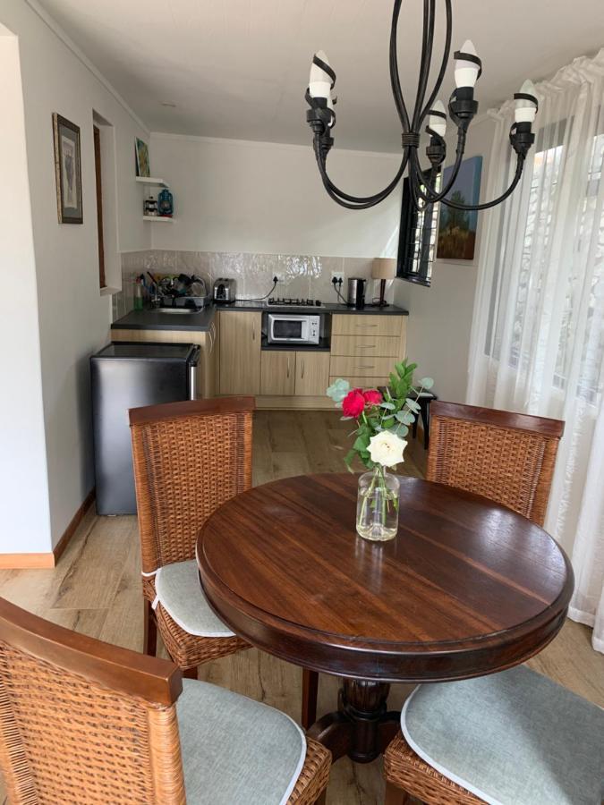 Garden Cottage In Ambiente Guest House Knysna Exterior photo